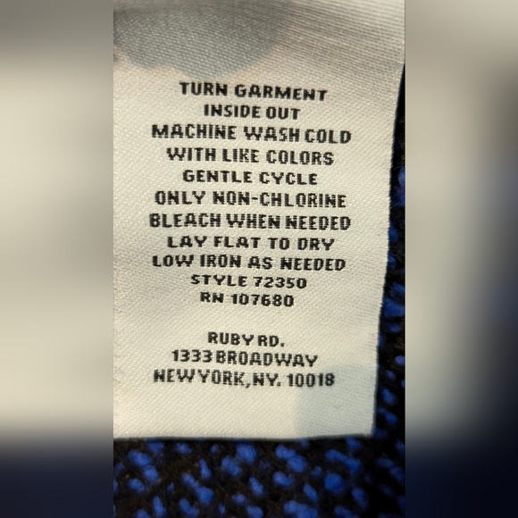 Ruby Rd Size Petite Medium Scoop Neck sweater - Picture 9 of 9